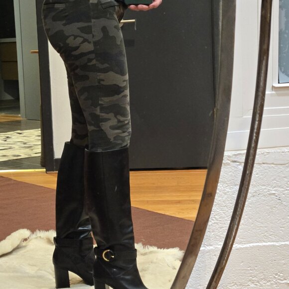 Ted Baker Celsiar black leather boots size 7.5M - Picture 2 of 6